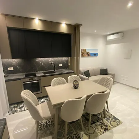 Konukevi Sulle Stelle 3*