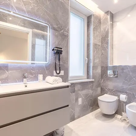 ゲストハウス Sulle Stelle ラ・スペツィア